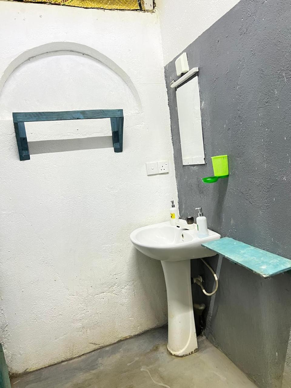 Cactus Arugambay Hostel Vịnh Arugam Ngoại thất bức ảnh