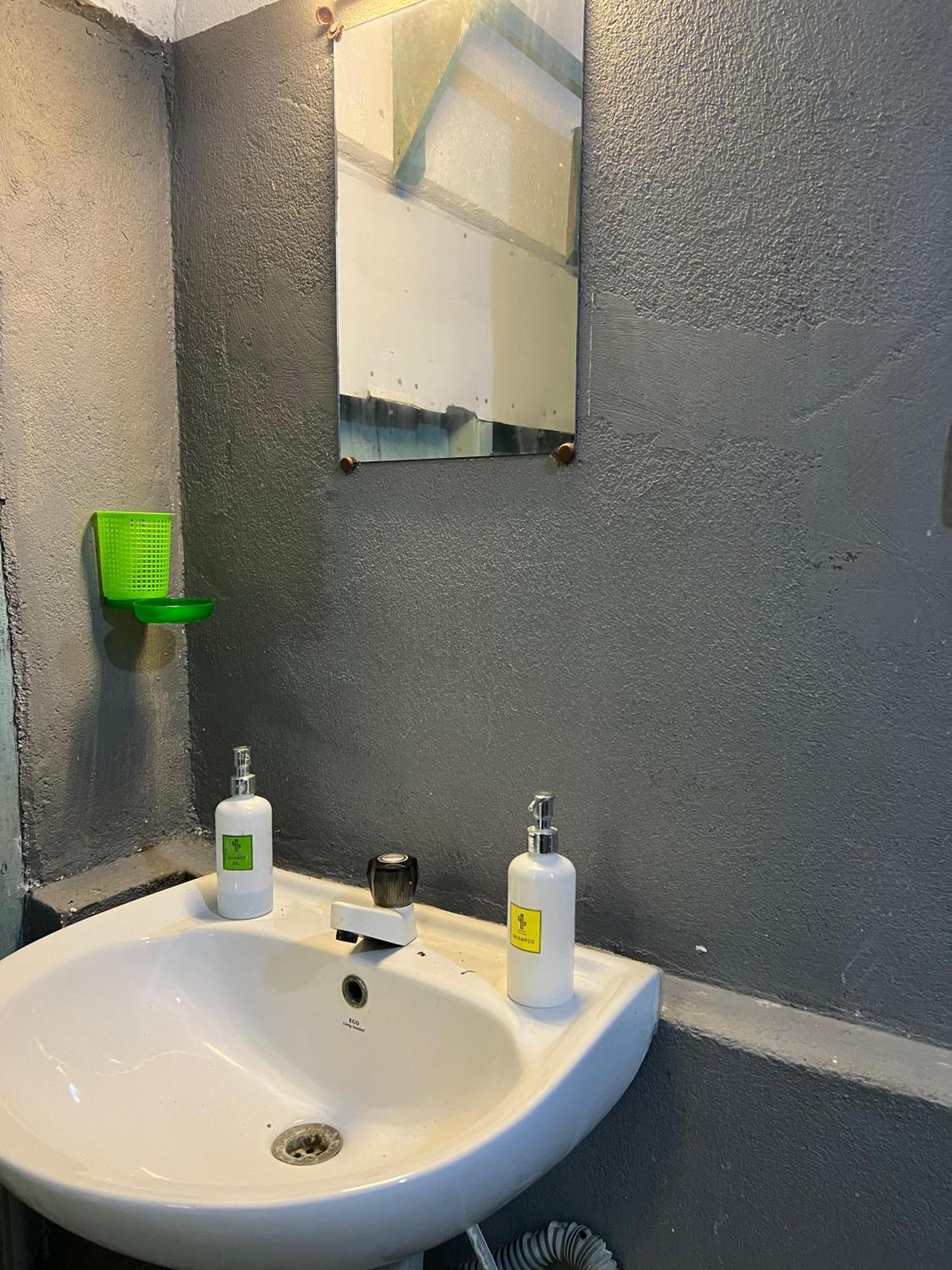 Cactus Arugambay Hostel Vịnh Arugam Ngoại thất bức ảnh