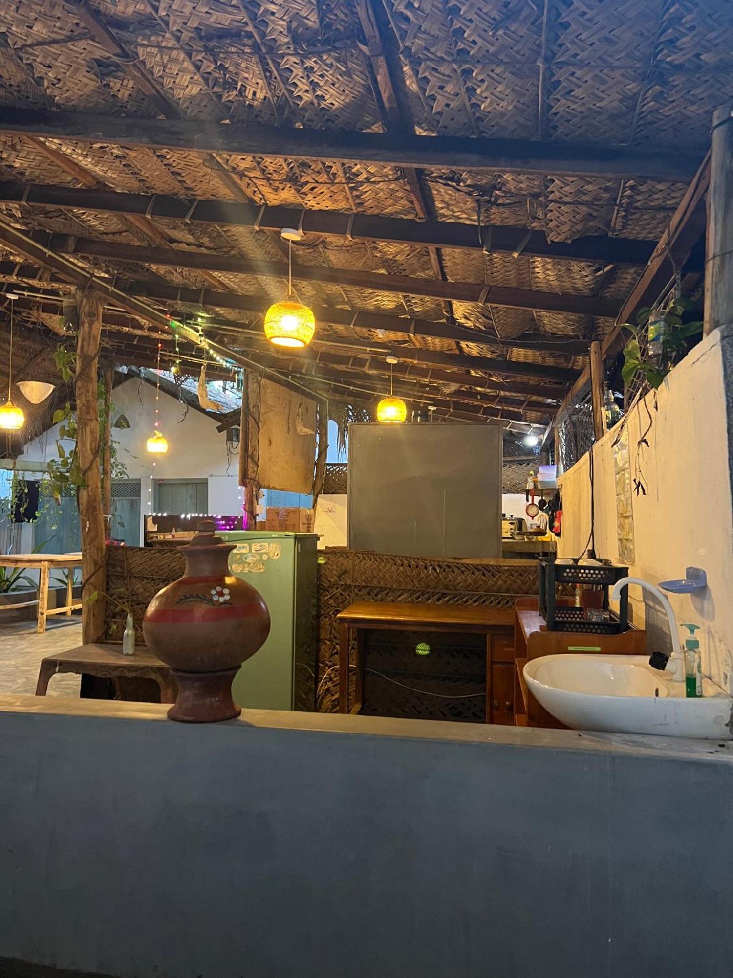 Cactus Arugambay Hostel Vịnh Arugam Ngoại thất bức ảnh