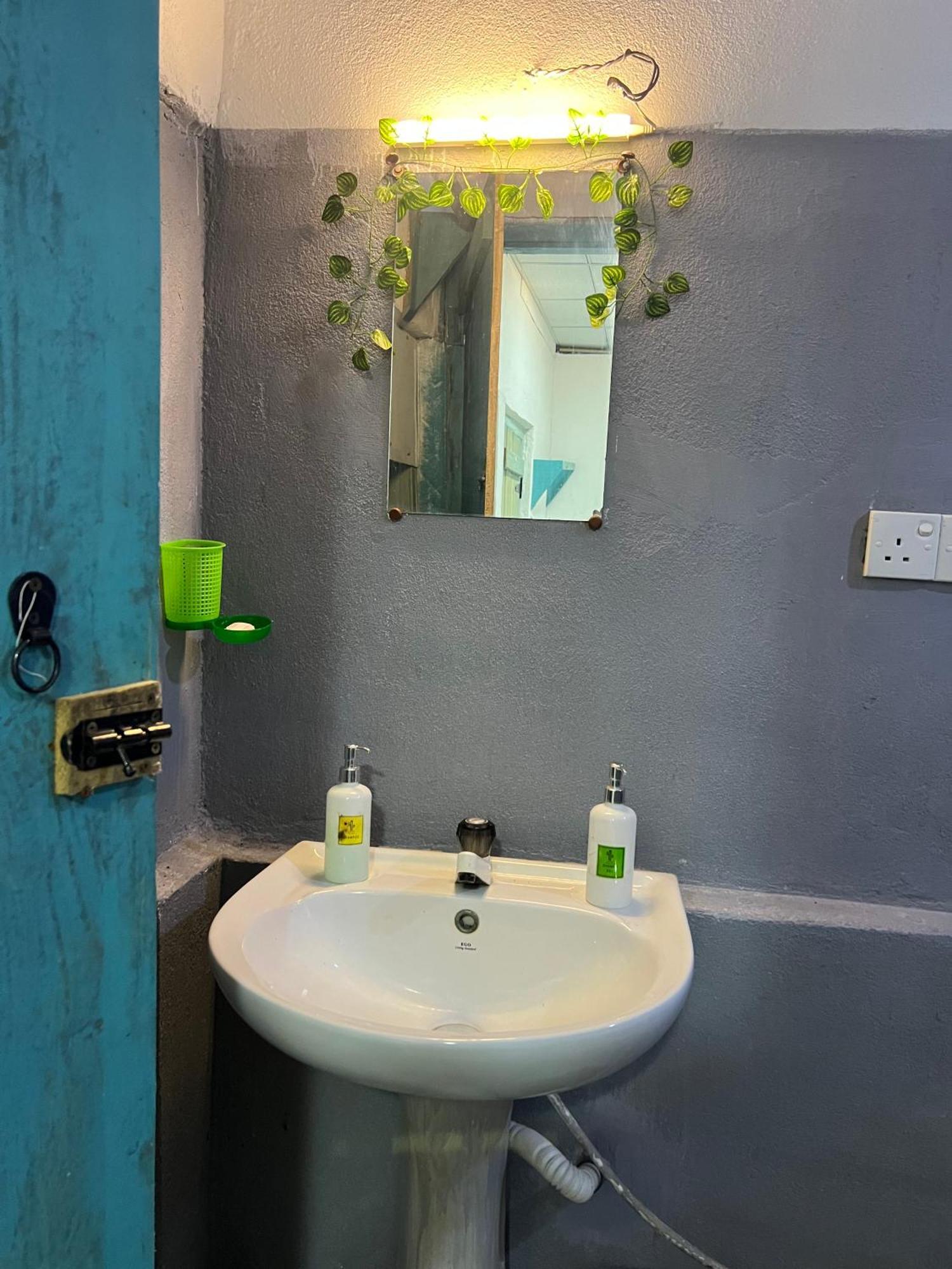 Cactus Arugambay Hostel Vịnh Arugam Ngoại thất bức ảnh